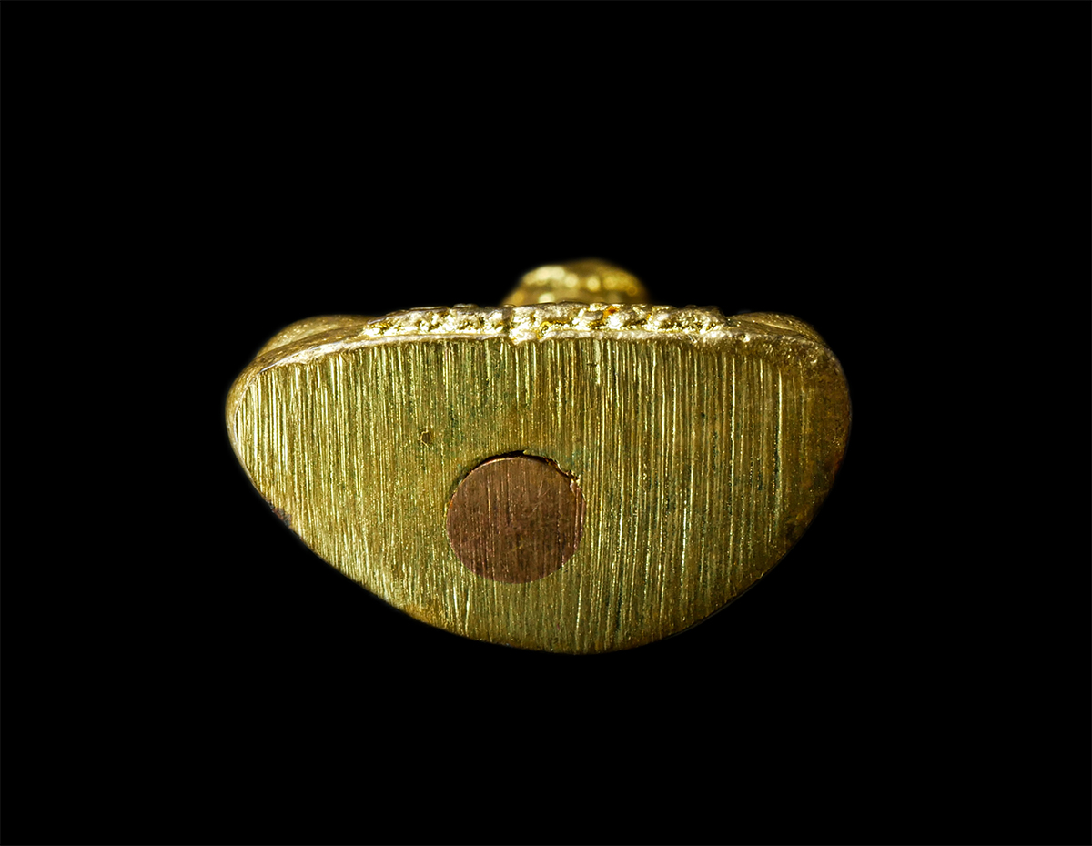 30Jun25 (211)ap.jpg - รูปหล่ออุดกริ่ง หลวงพ่อสวน (พระครูญาณวุฒิกร ฐิติญาโณ) วัดบางกระดาน ต.บางปิด อ.แหลมงอบ จ.ตราด เนื้อโลหะปิดทอง ตอกโค๊ต พระเก่าสวย มวลสารดี สร้างน้อยหายา [..] | https://kamulet.in.th